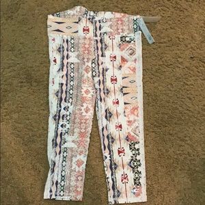 NWT O’Neill Capri Medium - ADORABLE